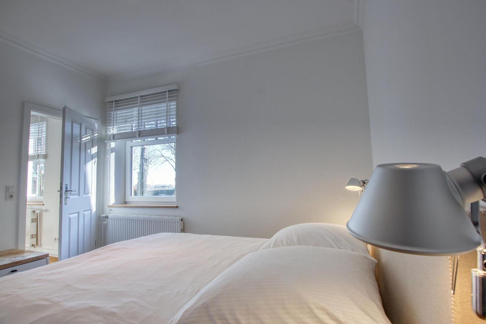 Landhaus Am Ufer - Wohnung 1 Хайлигенхафен Экстерьер фото